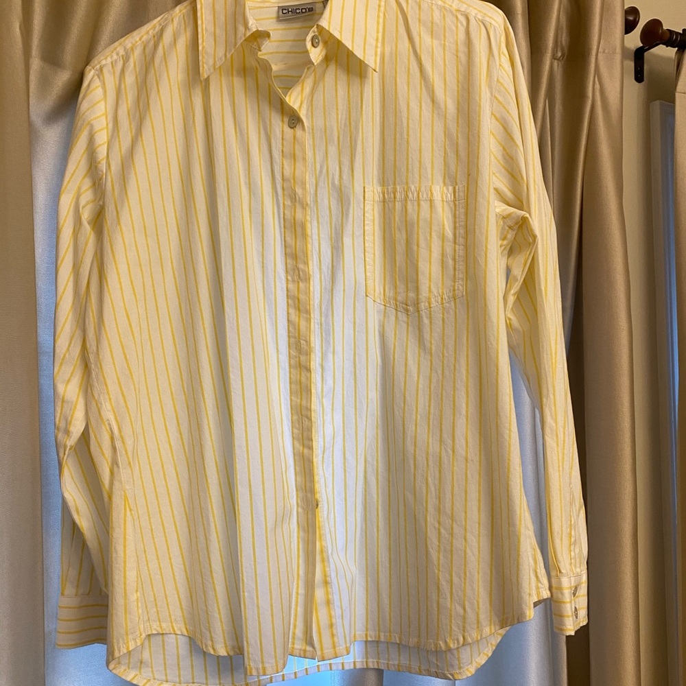 Yellow stripes on white